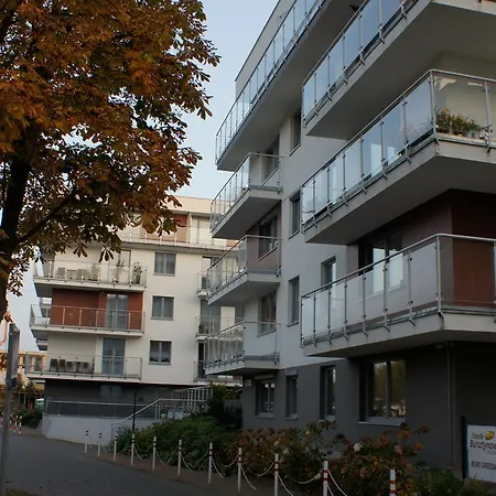 Krysztalowy Amber W Kolobrzegu Daire *